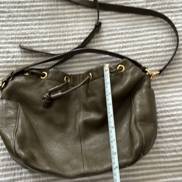 Banana Republic Olive Leather Bucket Bag - Picture 6 of 8
